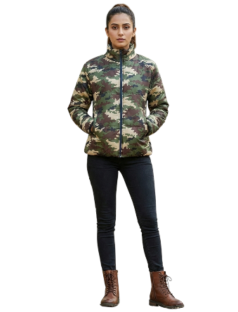 chaqueta acolchada con estampado de camuflaje talla M