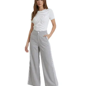 Pantalón de pernera ancha con banda lateral